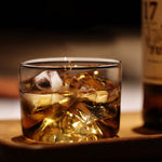 Glas Med Underlägg